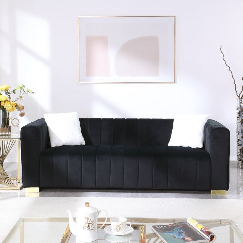 Luxurious Plush Traditional Sofa